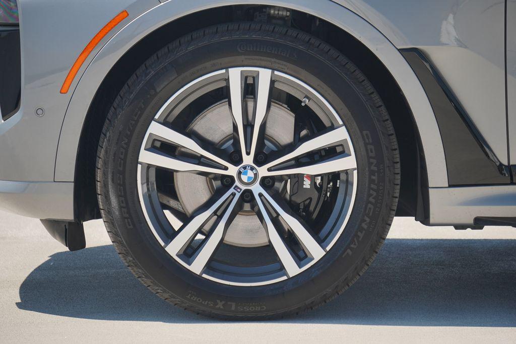 new 2025 BMW X7 car, priced at $117,500