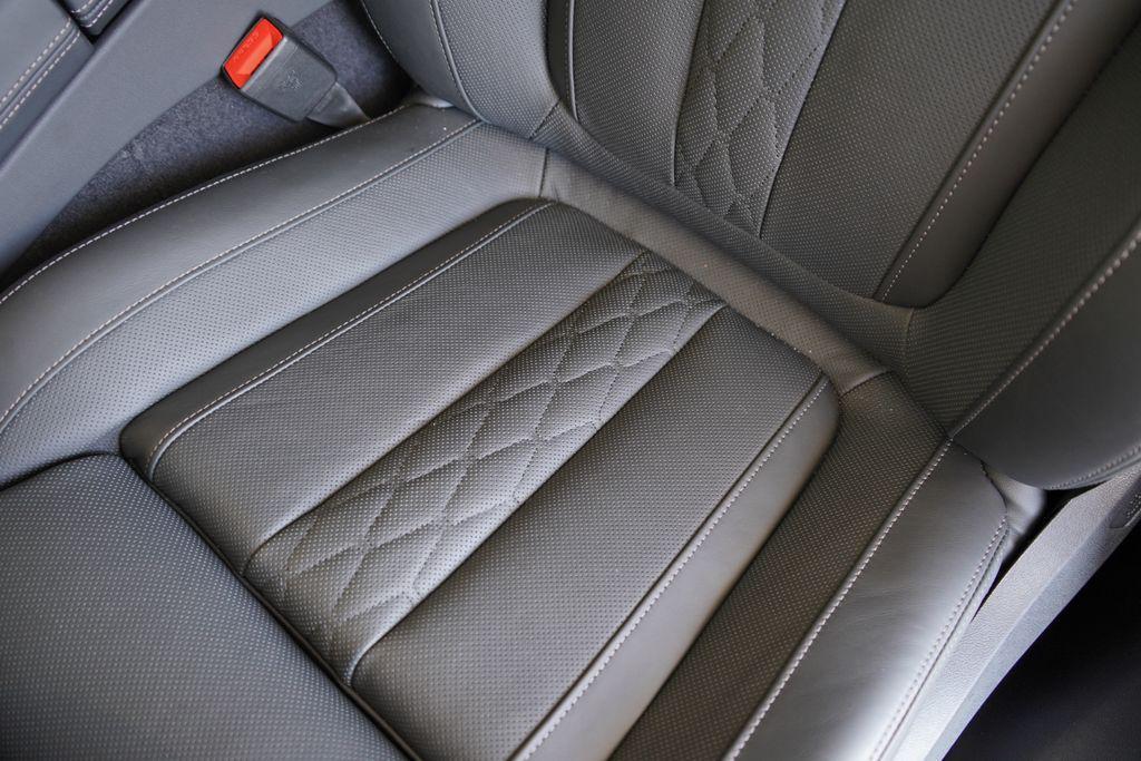 new 2025 BMW X7 car, priced at $117,500