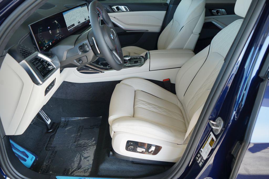 new 2026 BMW X7 car, priced at $127,375