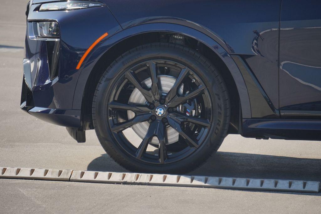 new 2026 BMW X7 car, priced at $127,375
