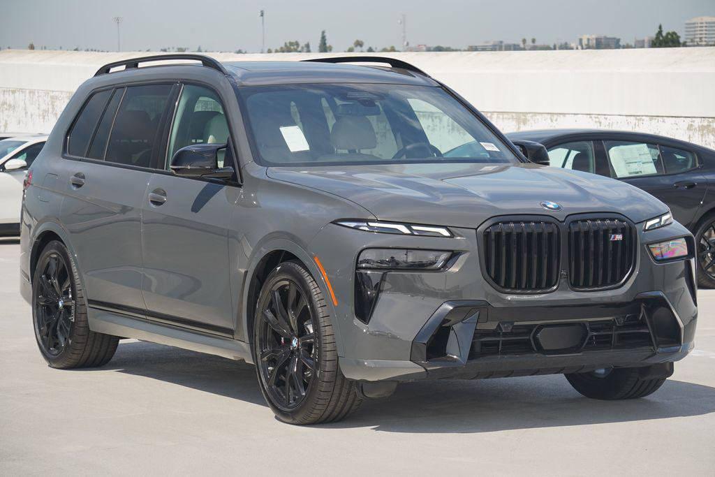 new 2026 BMW X7 car, priced at $122,765
