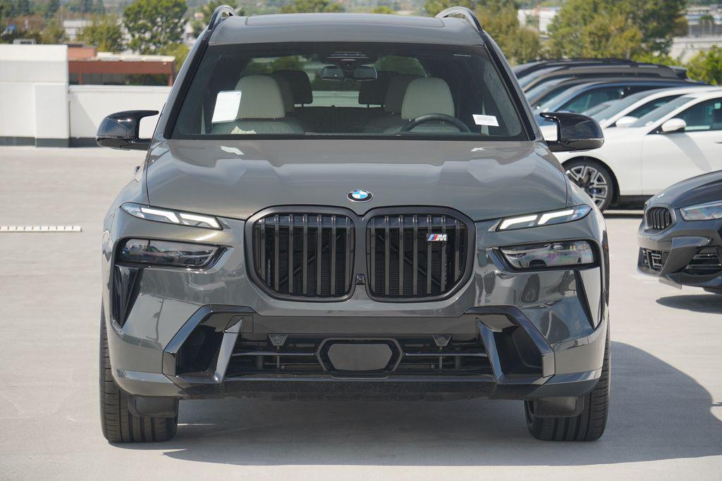 new 2026 BMW X7 car, priced at $122,765