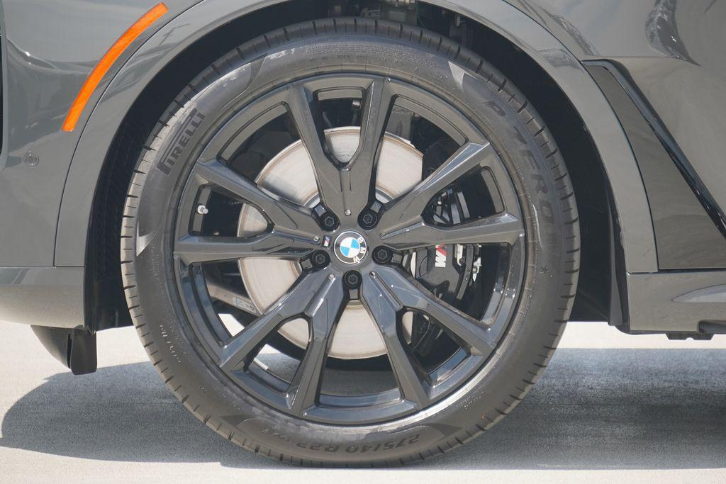 new 2026 BMW X7 car, priced at $122,765