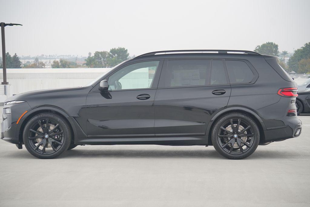 new 2026 BMW X7 car, priced at $103,115
