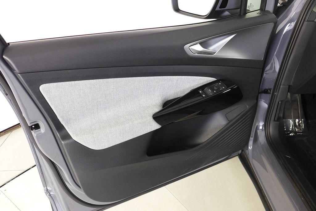 used 2023 Volkswagen ID.4 car, priced at $17,888