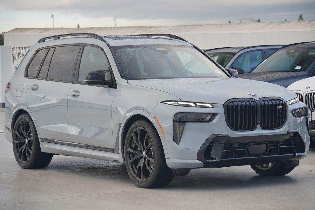 new 2026 BMW X7 car, priced at $120,825