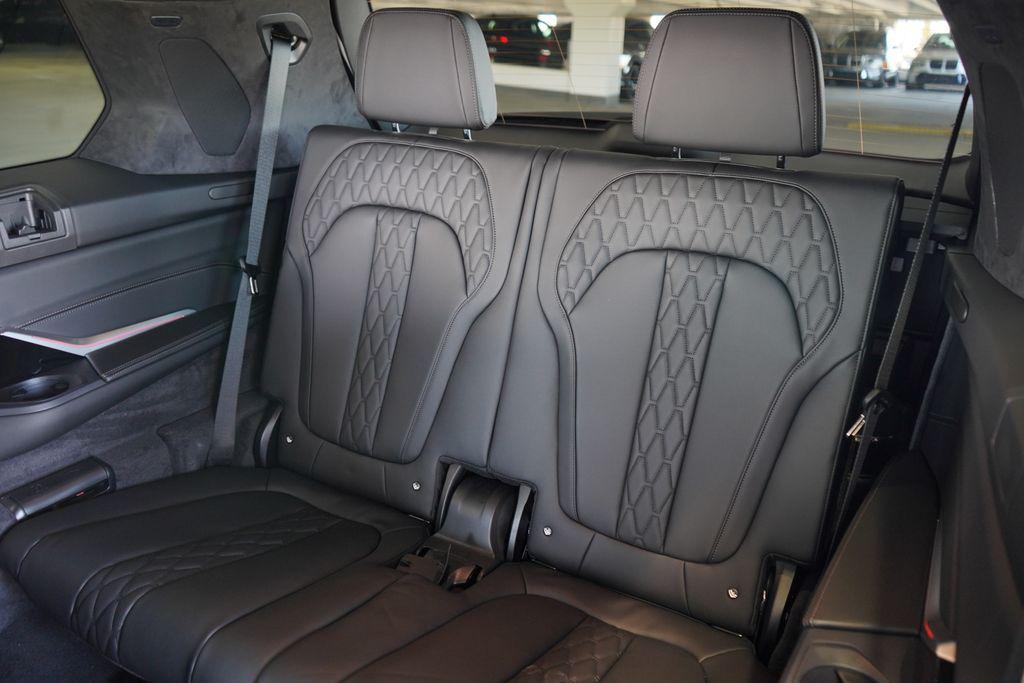 new 2026 BMW X7 car, priced at $118,640