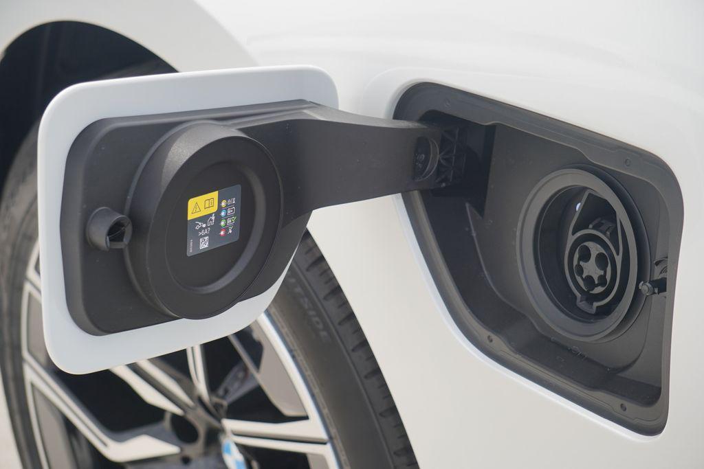 new 2026 BMW 750e car, priced at $114,430