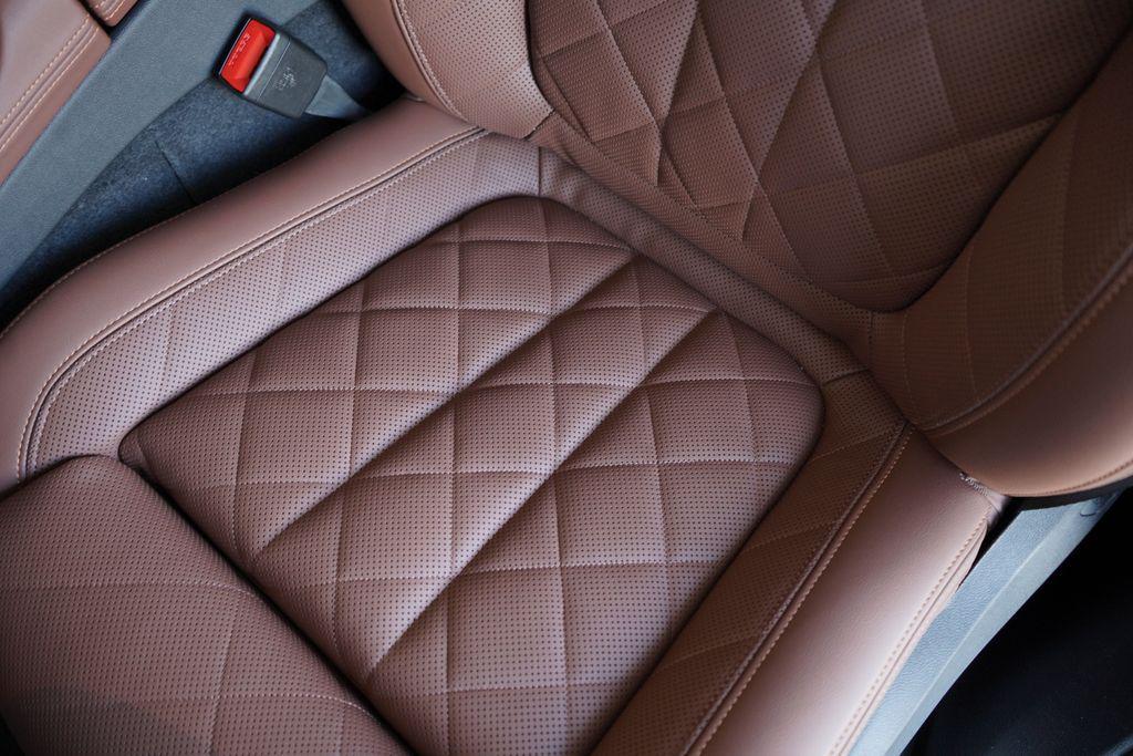 new 2026 BMW X7 car, priced at $89,915