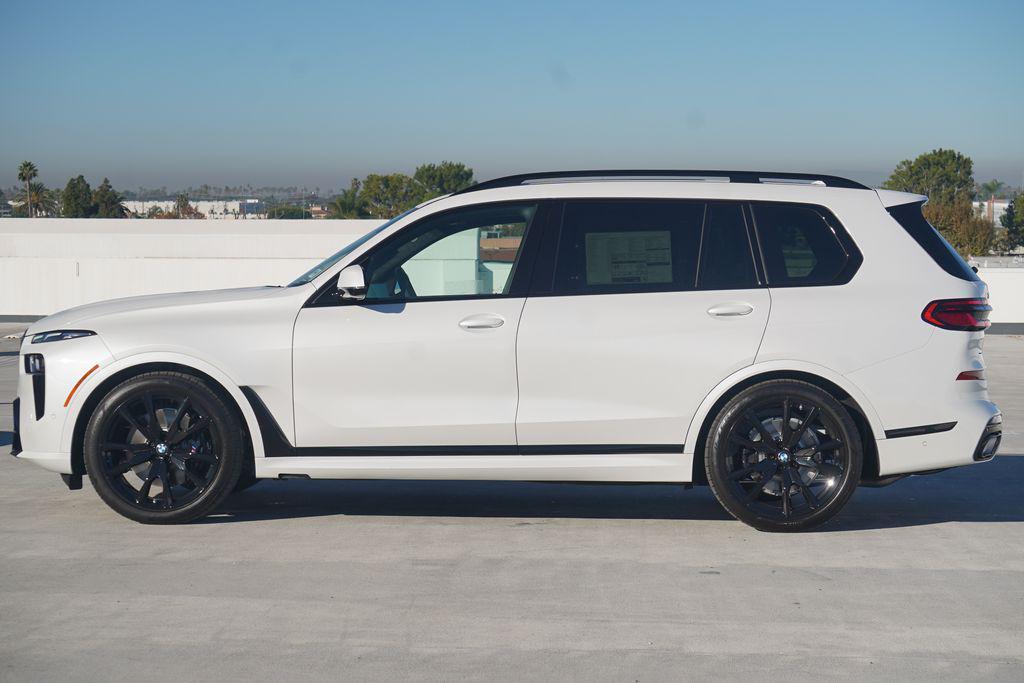 new 2026 BMW X7 car, priced at $101,115
