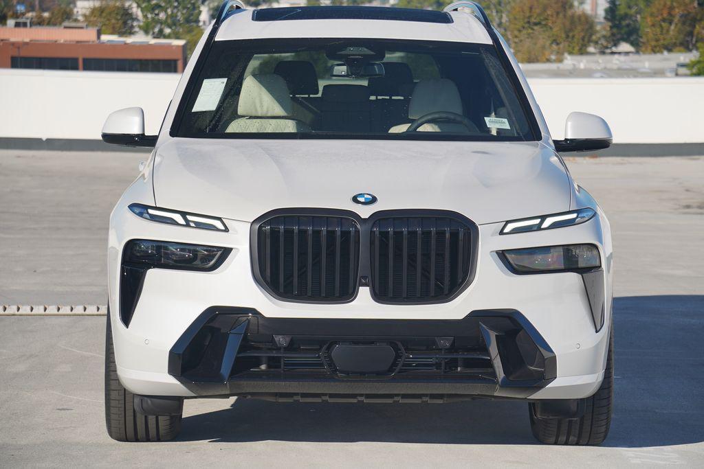 new 2026 BMW X7 car, priced at $101,115