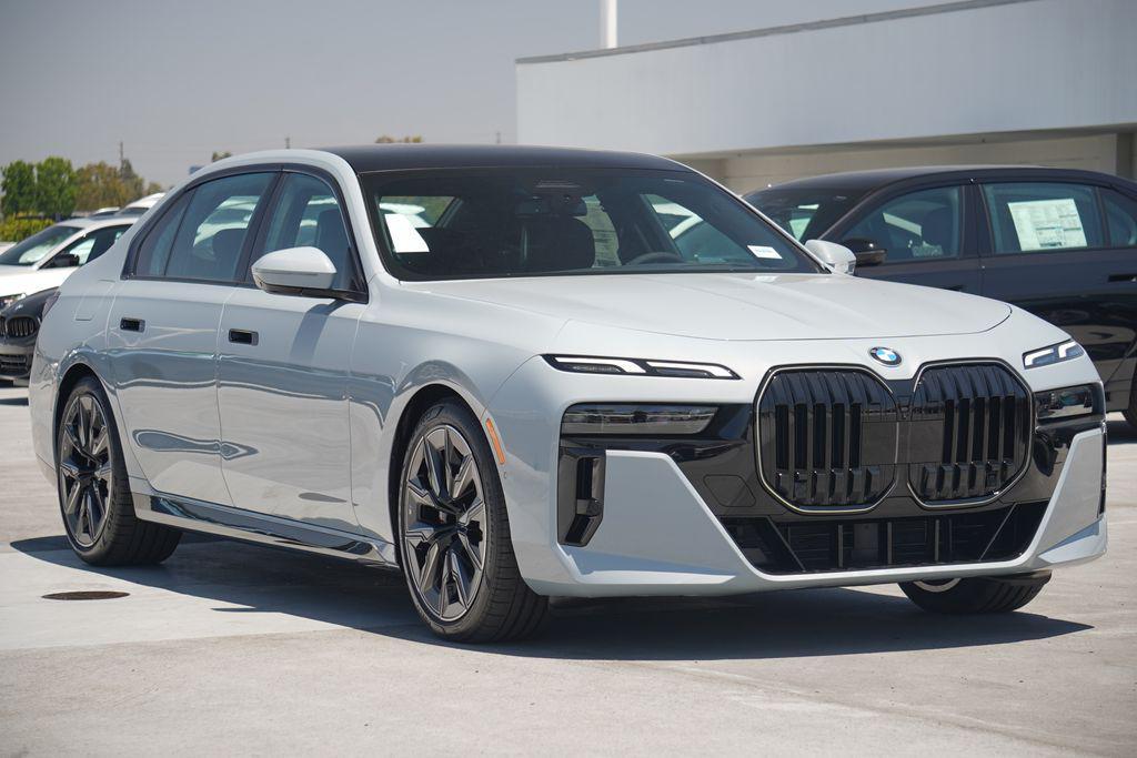 new 2025 BMW 760 car, priced at $127,505