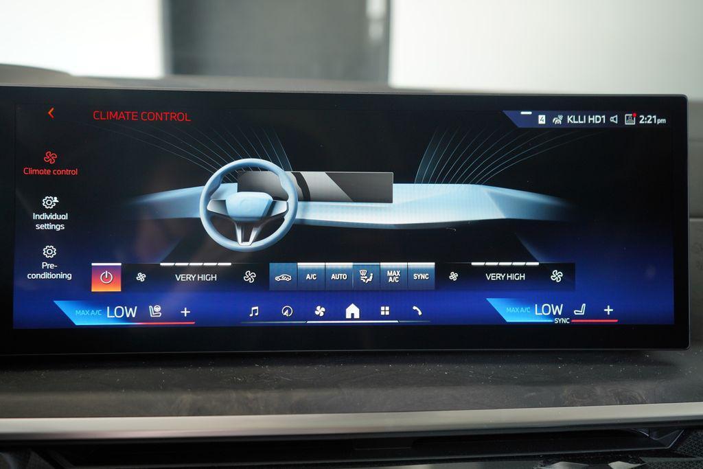 new 2026 BMW X7 car, priced at $89,915