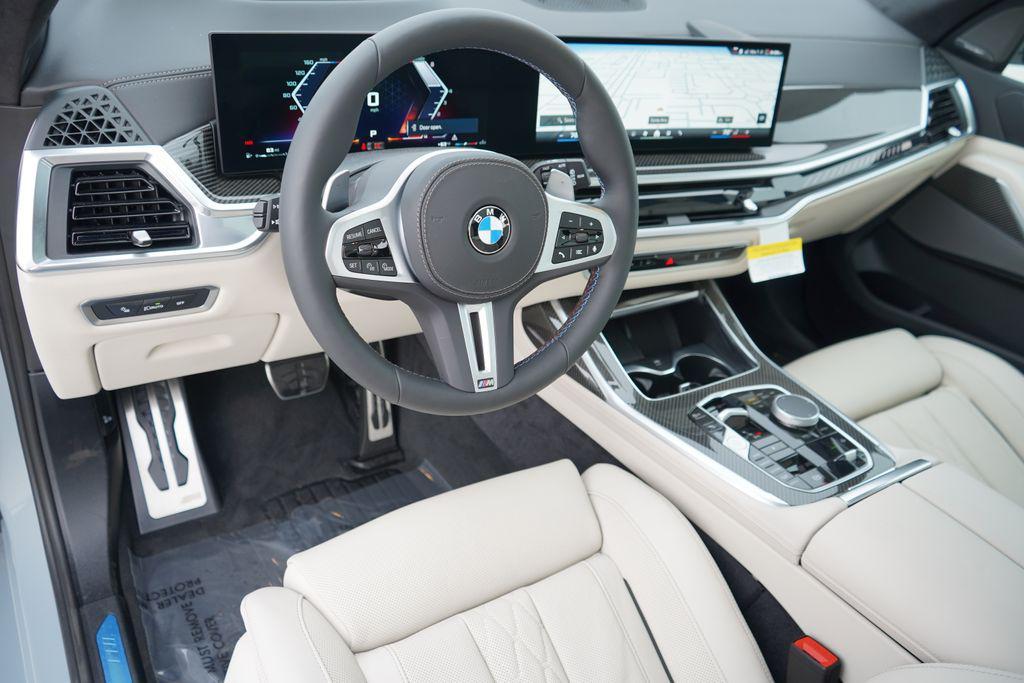 new 2026 BMW X7 car, priced at $118,640