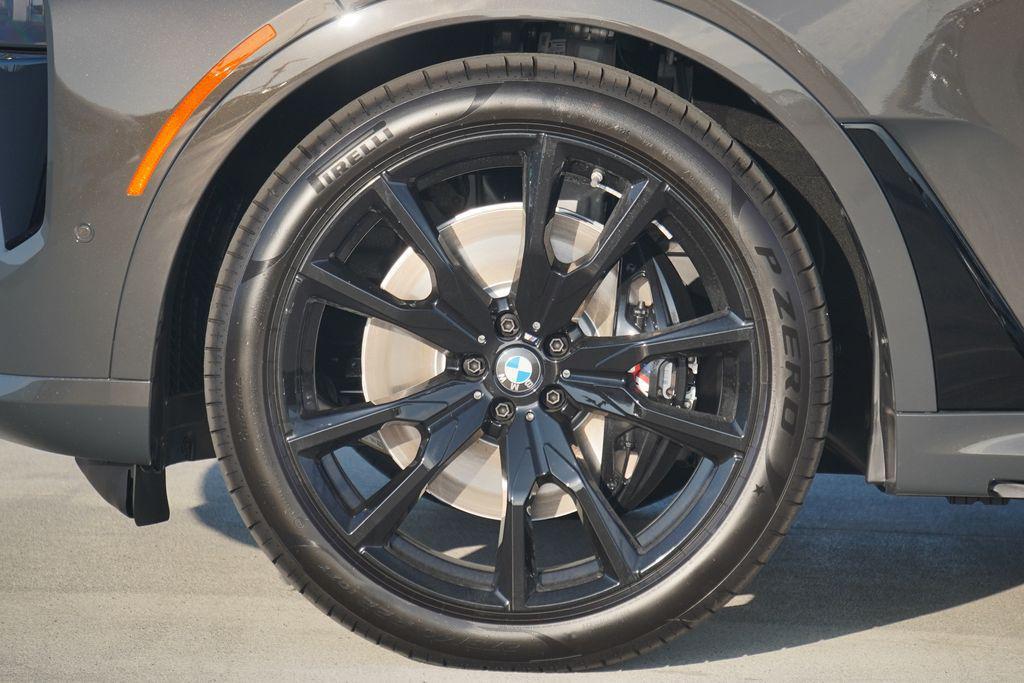 new 2026 BMW X7 car, priced at $99,865