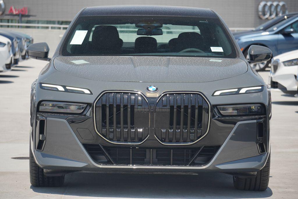 new 2025 BMW 760 car, priced at $137,235