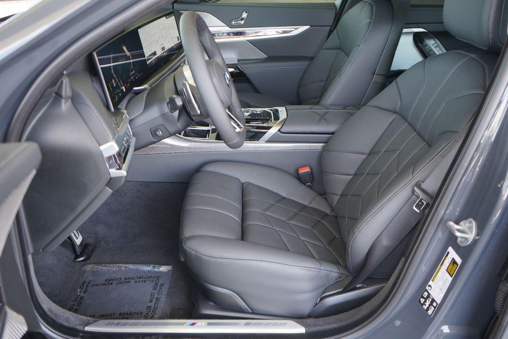 new 2025 BMW 760 car, priced at $137,235