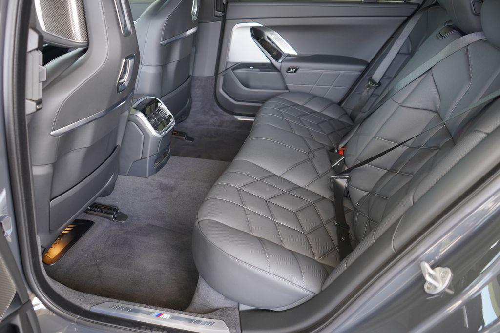 new 2025 BMW 760 car, priced at $137,235