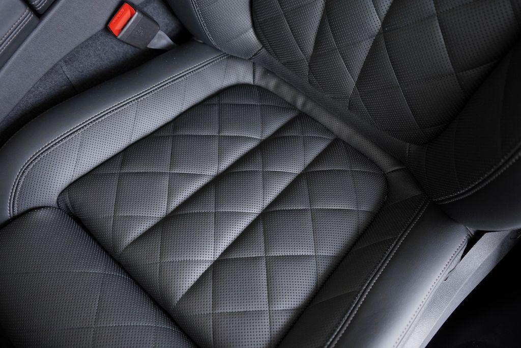 new 2026 BMW X7 car, priced at $98,110