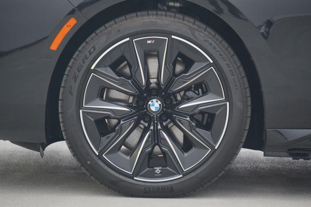 new 2026 BMW i7 car, priced at $179,455