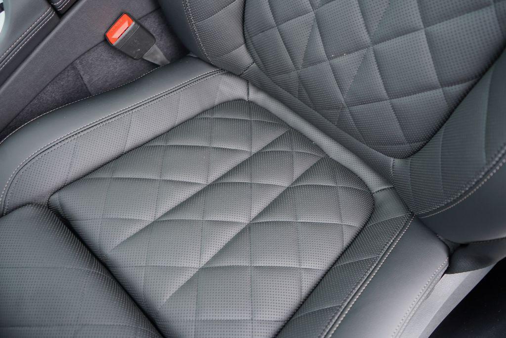 new 2026 BMW X7 car, priced at $98,815