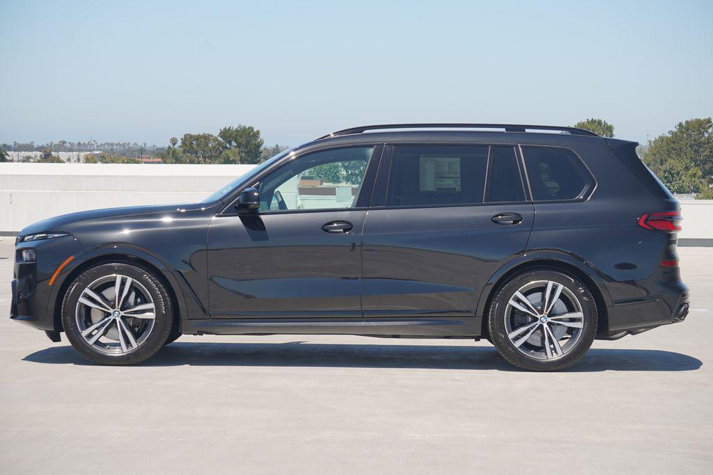 new 2025 BMW X7 car, priced at $119,550