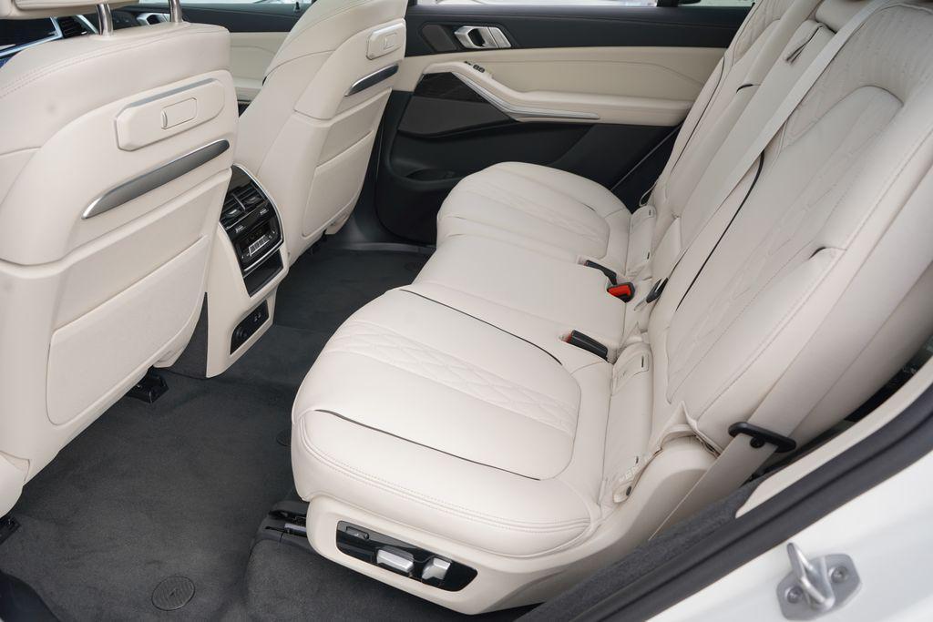 new 2026 BMW X7 car, priced at $120,865