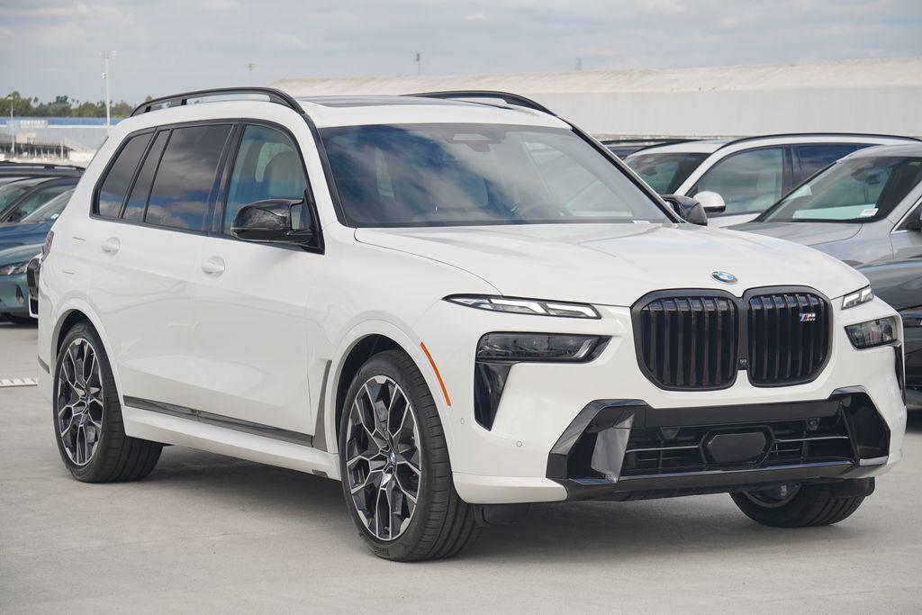 new 2026 BMW X7 car, priced at $120,865