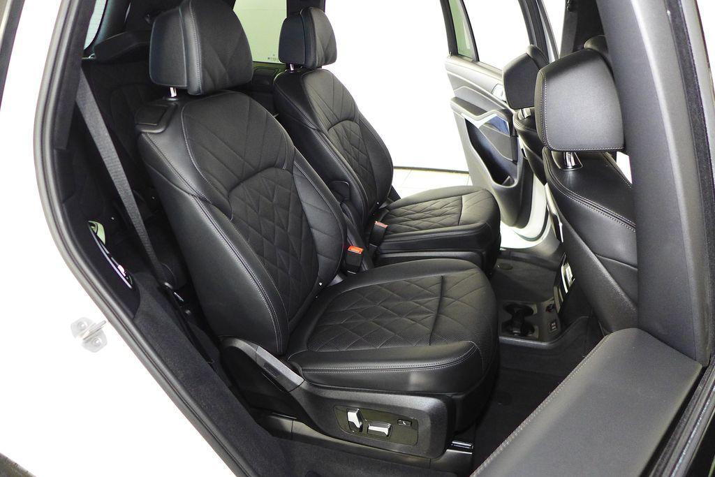 used 2023 BMW X7 car, priced at $59,888