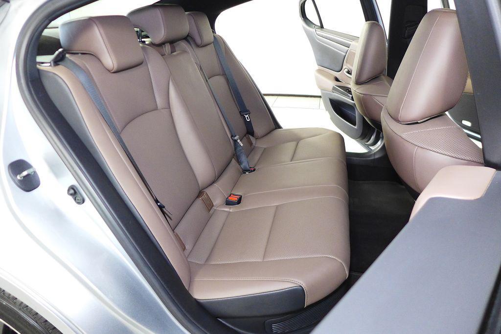 used 2022 Lexus ES 300h car, priced at $34,888