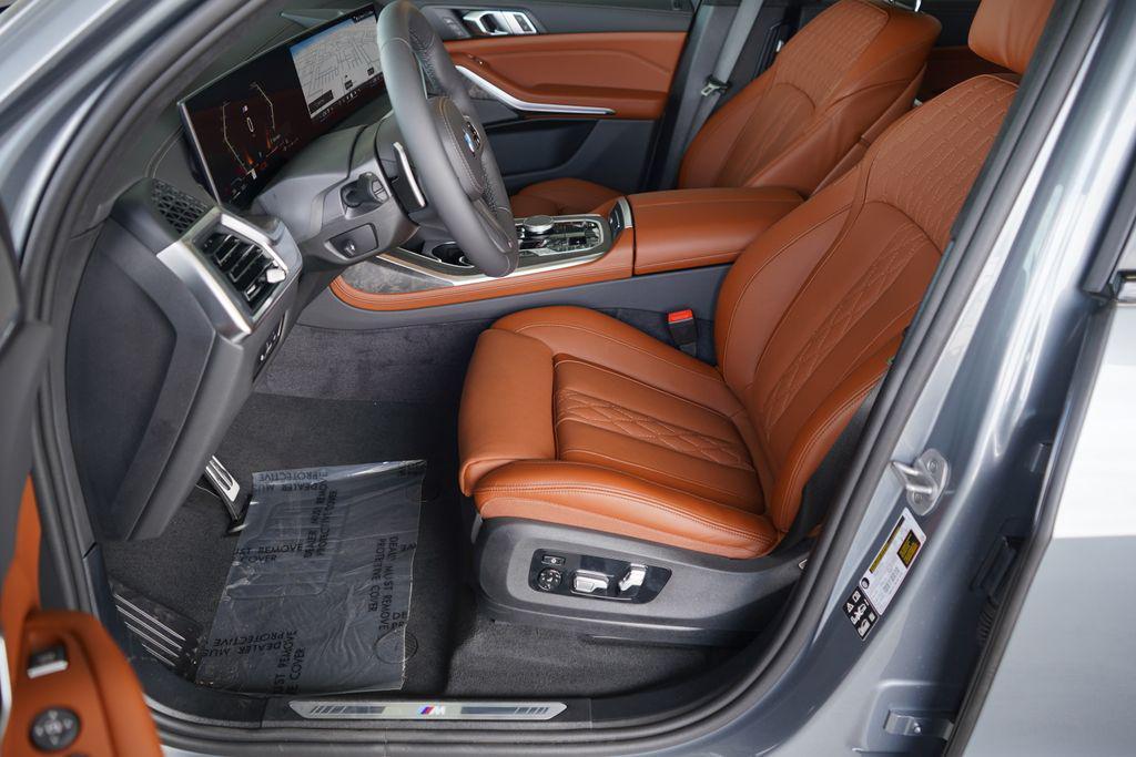 new 2026 BMW X7 car, priced at $99,265