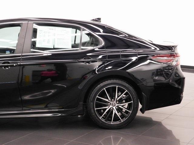 used 2024 Toyota Camry Hybrid car, priced at $27,965