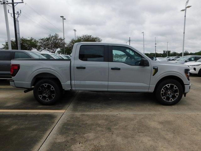 new 2024 Ford F-150 car, priced at $42,330