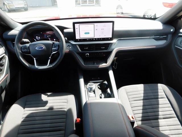 new 2025 Ford Explorer car, priced at $46,083