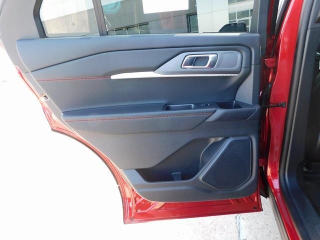 new 2025 Ford Explorer car, priced at $46,083