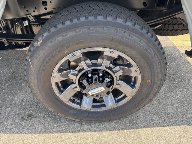 new 2025 Ford F-250 car, priced at $71,835