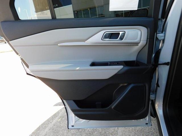 new 2025 Ford Explorer car, priced at $42,820