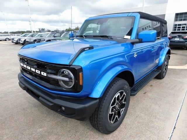 new 2024 Ford Bronco car, priced at $50,070