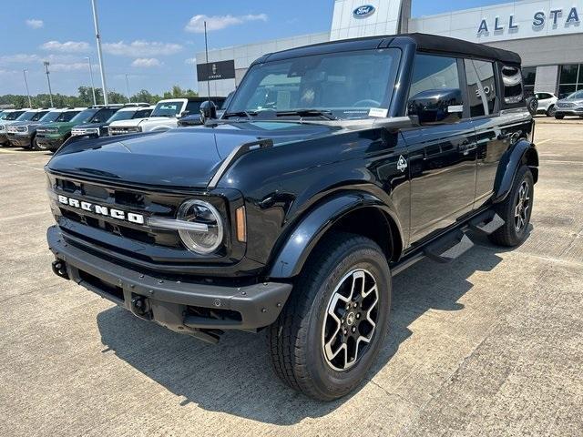 new 2024 Ford Bronco car, priced at $53,635