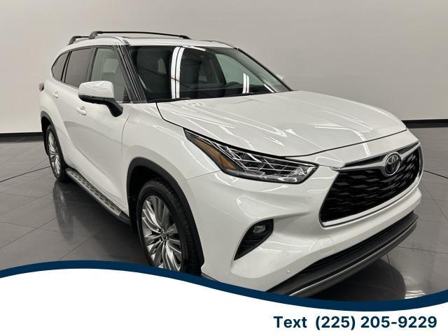 used 2022 Toyota Highlander car, priced at $38,965