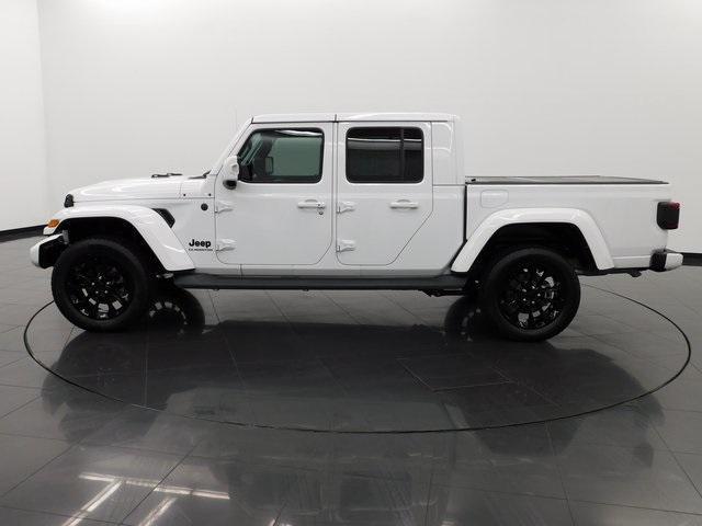 used 2022 Jeep Gladiator car, priced at $35,465