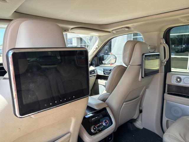 used 2019 Lincoln Navigator car, priced at $39,865