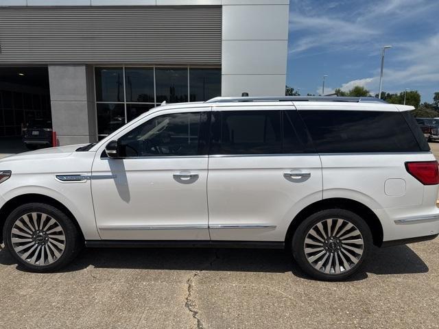 used 2019 Lincoln Navigator car, priced at $39,865