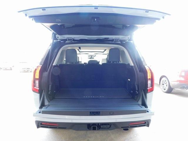 new 2025 Ford Expedition car, priced at $68,006