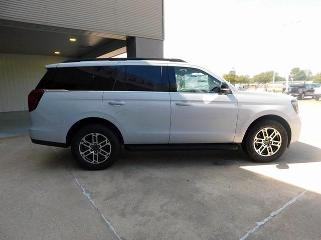 new 2025 Ford Expedition car, priced at $68,006