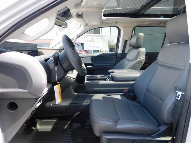 new 2025 Ford Expedition car, priced at $68,006
