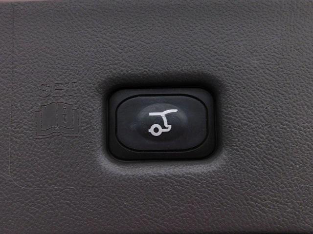 used 2023 Lincoln Nautilus car, priced at $35,465