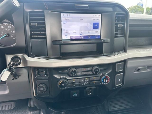 new 2025 Ford F-250 car, priced at $49,520