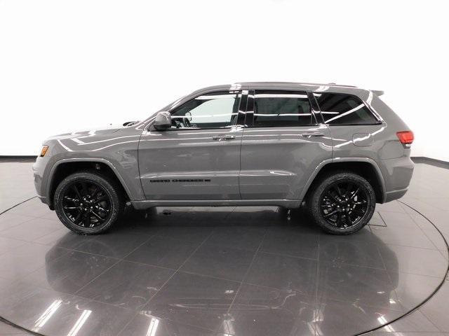 used 2022 Jeep Grand Cherokee WK car, priced at $28,247