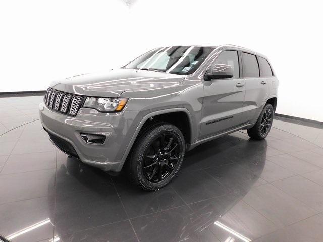 used 2022 Jeep Grand Cherokee WK car, priced at $28,247